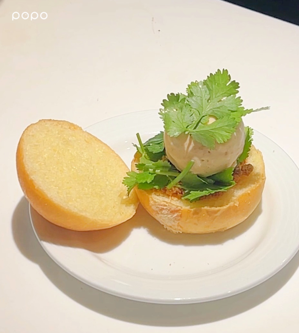 脆友狂討論甜點新品！哈根達斯「烤花生冰淇淋香菜堡」香氣超濃、beard papa's立頓奶茶泡芙太欠吃！-7