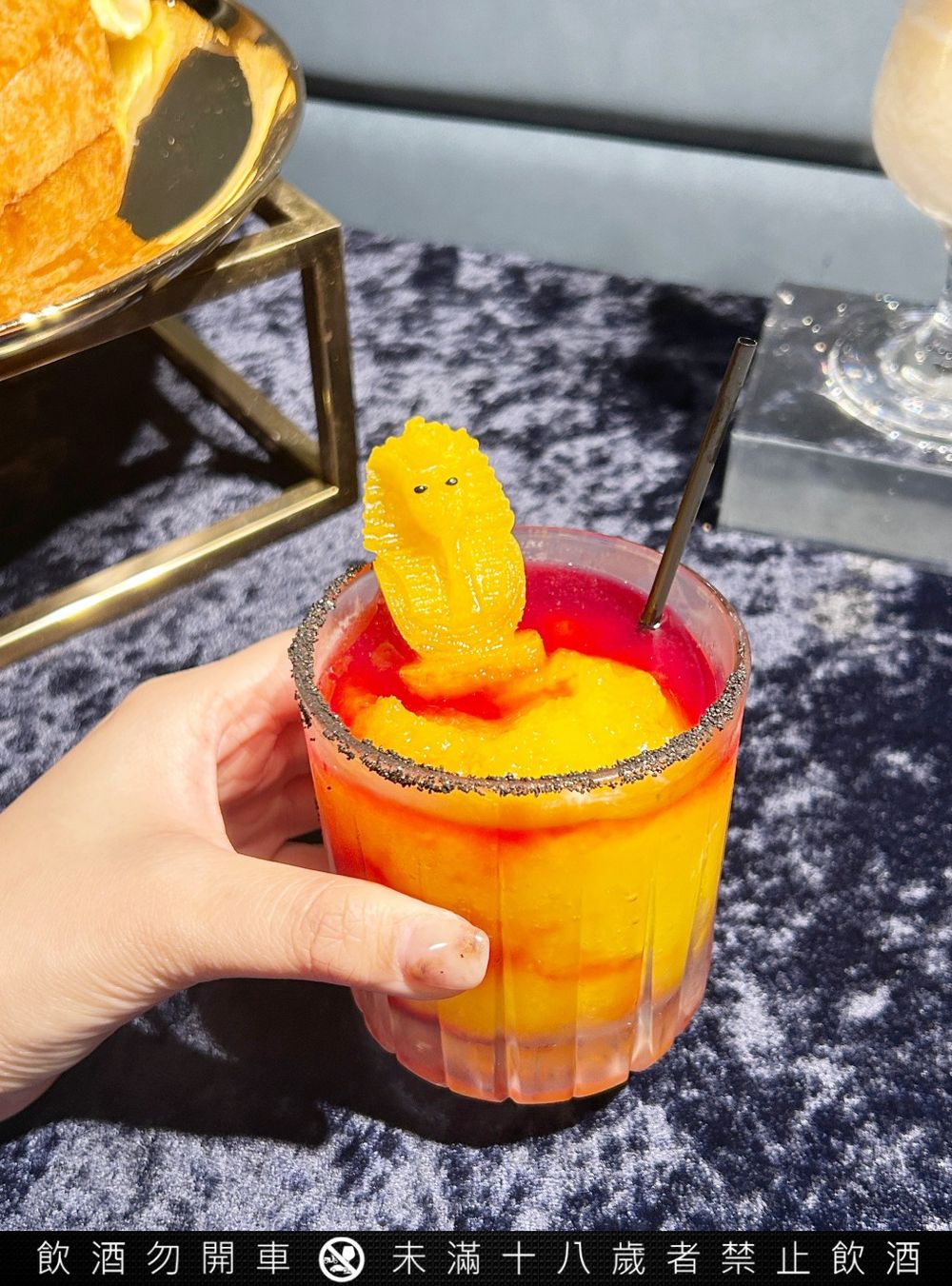 金色三麥推「法老的盛宴」主題餐點！「法老王海鮮棺材板」造型超吸睛、買還送精美燙金埃及卡牌！-2