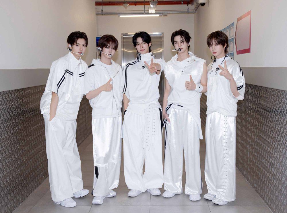 韓網熱議讓人想擁有的五代韓團專輯設計！BOYNEXTDOOR桌遊超實用，ILLIT耳機專輯太有質感！-2