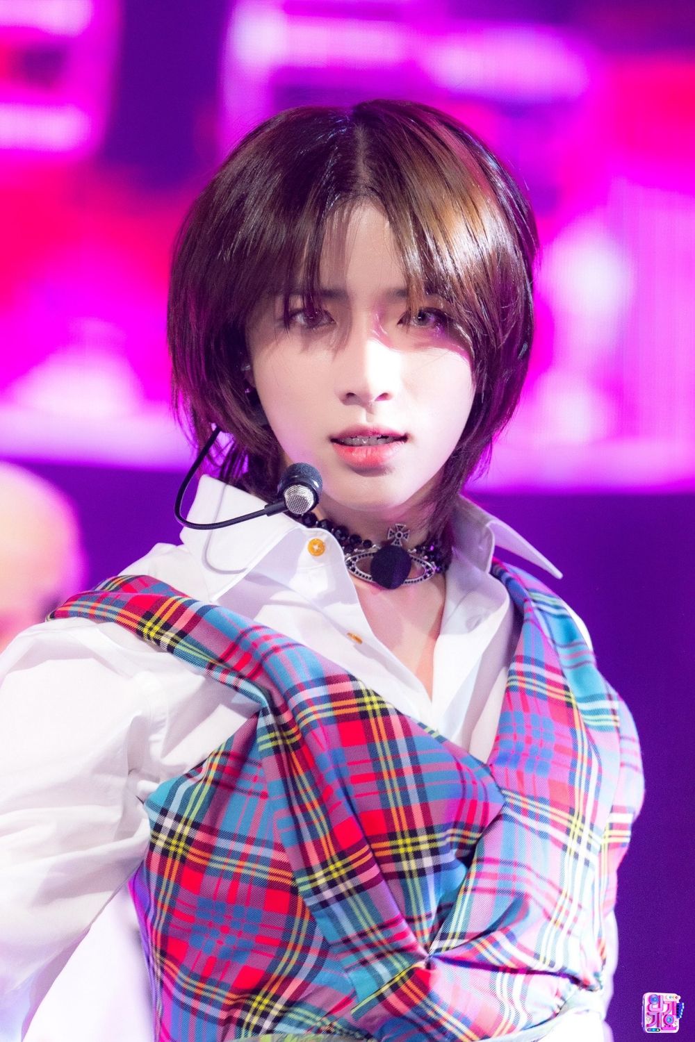 盤點韓網公認最像霍爾的KPOP男偶像！Felix精靈美＋王子感，淨漢、杋圭根本人間霍爾！-4