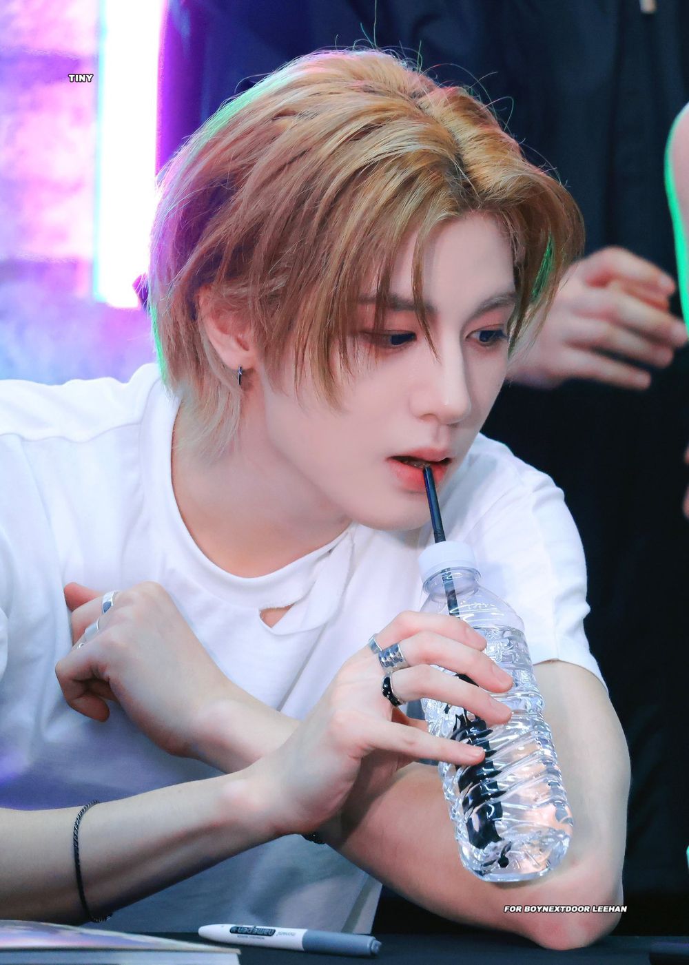 盤點韓網公認最像霍爾的KPOP男偶像！Felix精靈美＋王子感，淨漢、杋圭根本人間霍爾！-11