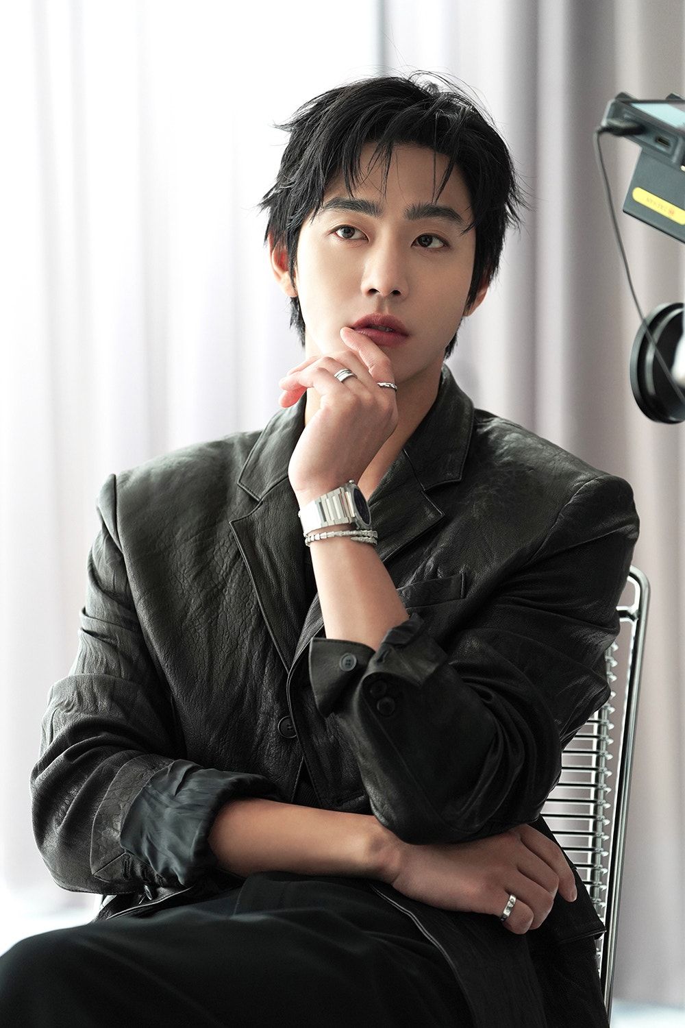 韓網票選最受喜愛的青年男演員TOP7！宋江退伍後回歸話題爆表，朴寶劍、金宣虎憑作品再翻紅！-6