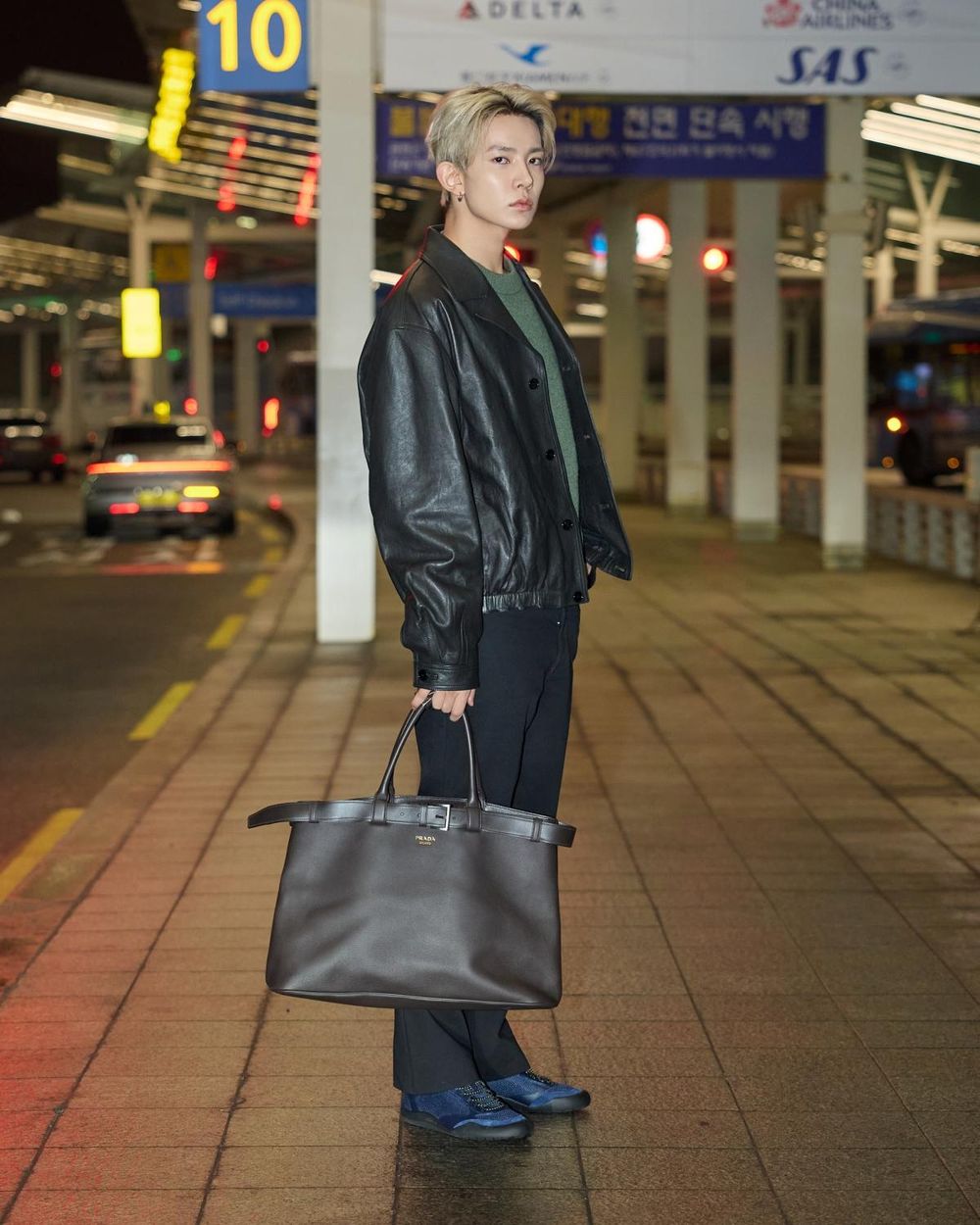 ENHYPEN出發來台！出席Prada活動確定七缺一！機場穿搭先帥翻全場、好期待看到本人！-4