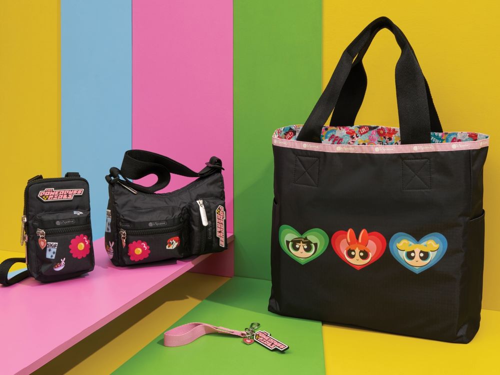 LeSportsac《飛天小女警》聯名也太可愛！花花、泡泡、毛毛收納包絕對要收！-8