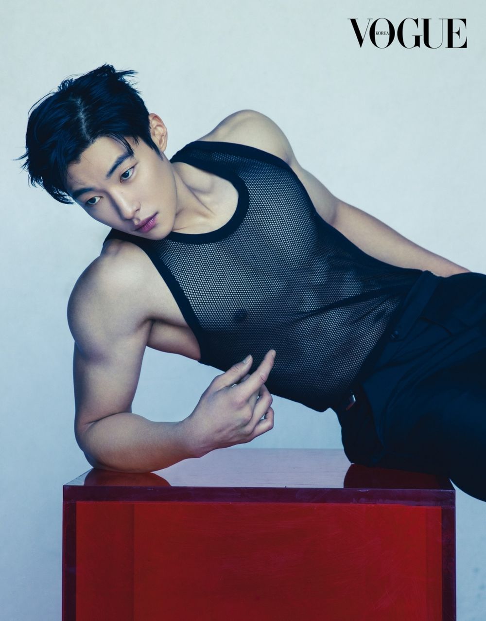 網票選擁有名品身材的韓國男星TOP7！安普賢新劇大秀結實肌肉，Shownu、宋江太平洋寬肩超有安全感！-4