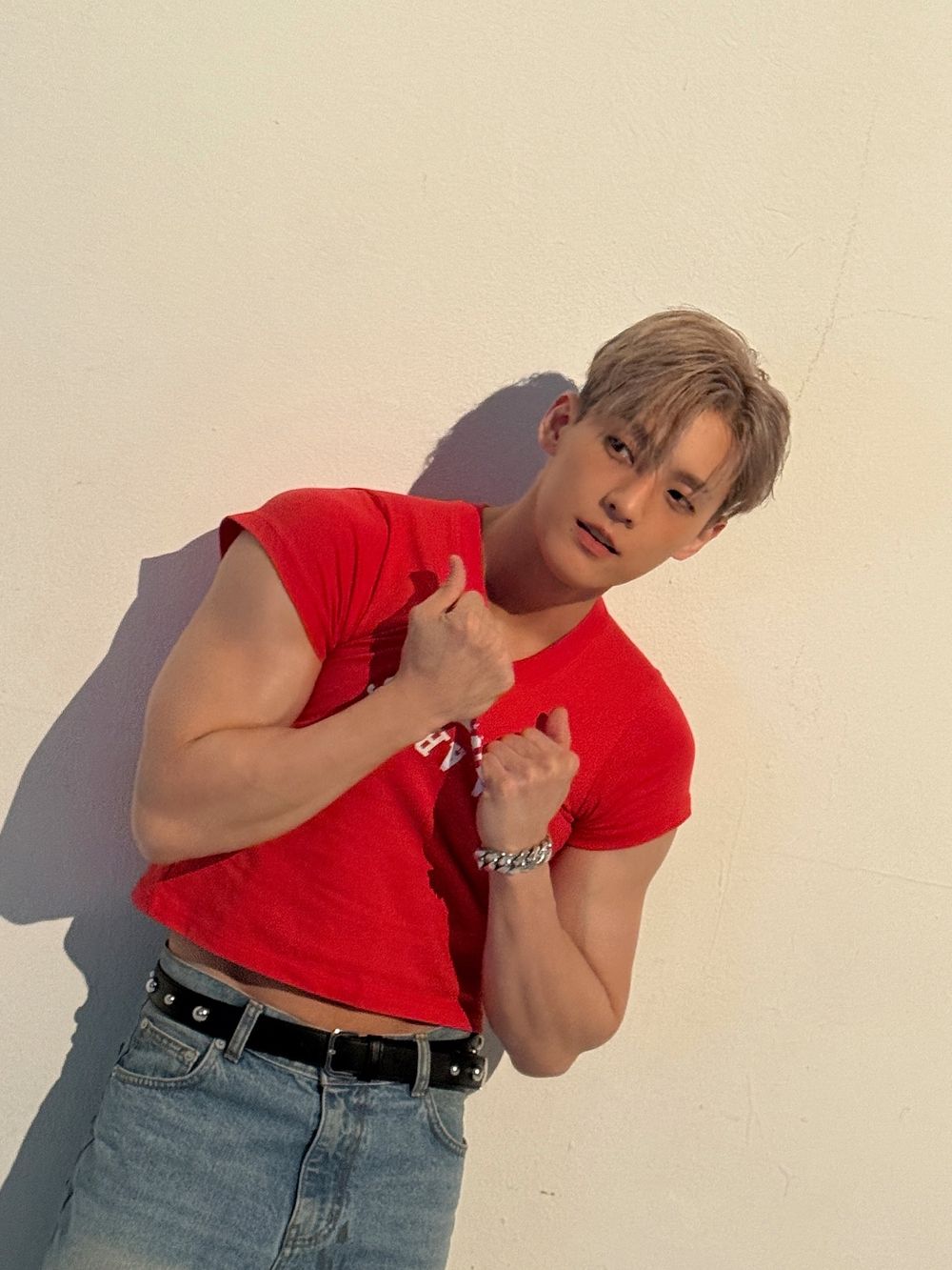 網票選擁有名品身材的韓國男星TOP7！安普賢新劇大秀結實肌肉，Shownu、宋江太平洋寬肩超有安全感！-15