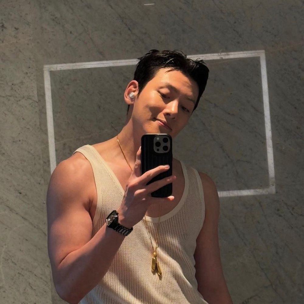 網票選擁有名品身材的韓國男星TOP7！安普賢新劇大秀結實肌肉，Shownu、宋江太平洋寬肩超有安全感！-9