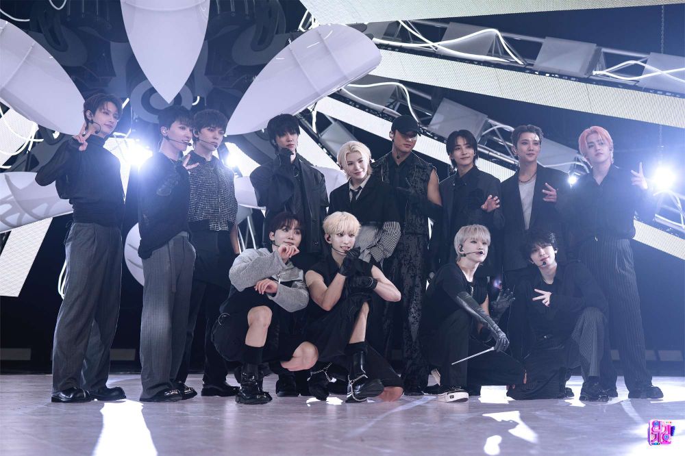 韓網公認7組「LIVE匠人」KPOP男團！BTS「世界彈」氣場全開，Stray Kids現場舞台燃炸！-3