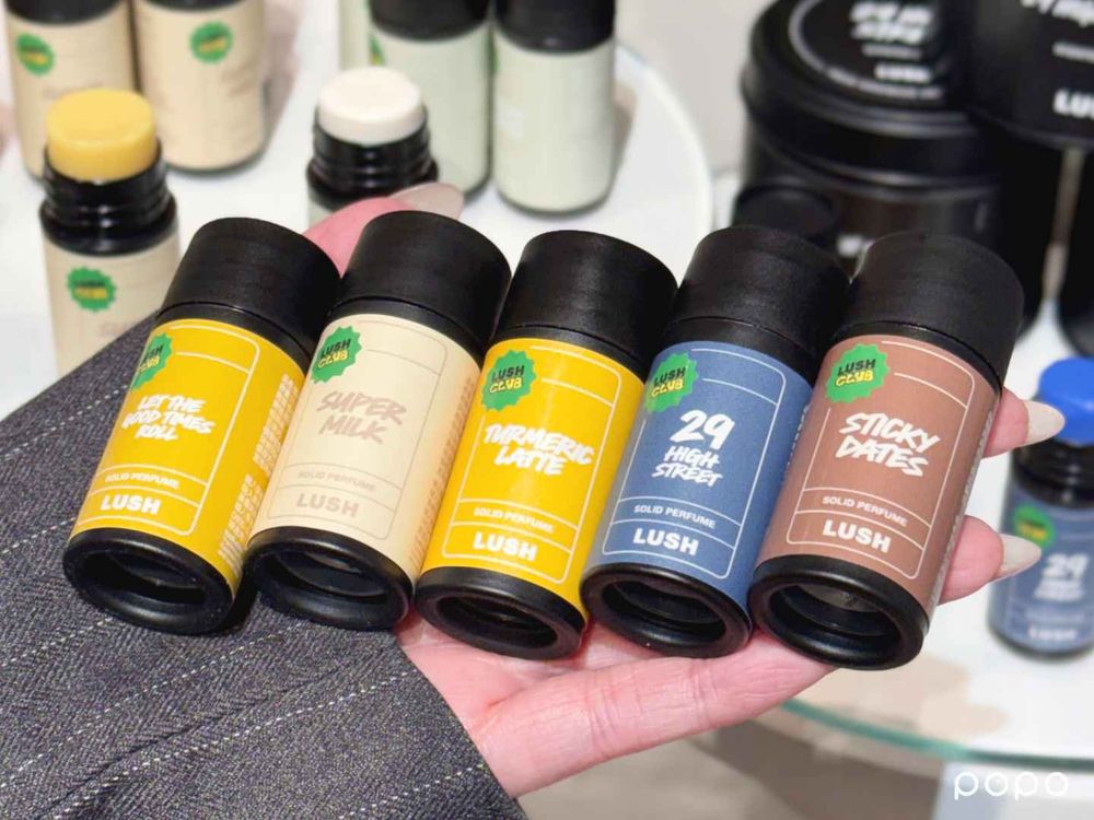 內行鐵粉才懂的含金量！「LUSH CLUB」香水膏限量登場，重新演繹粉絲票選經典香氣，一抹散發親密貼膚偽體香！-2