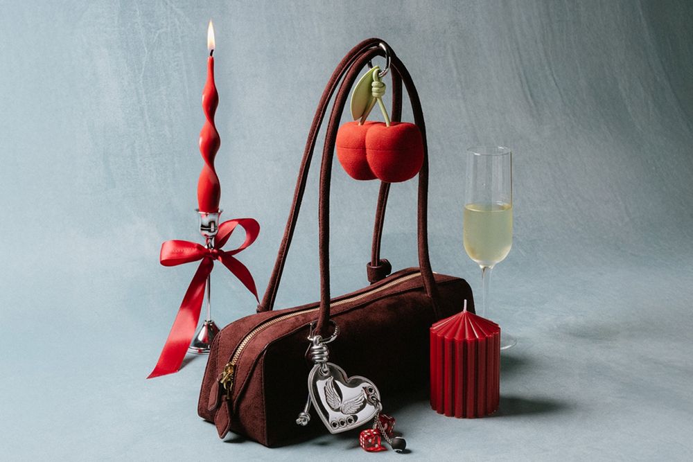 CASETiFY也有澎澎手機殼？！網狂討論「蝴蝶結手機殼、櫻桃耳機」可愛炸、錢包要小心了！-6