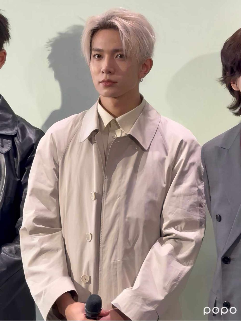 ENGENE今天好幸福！ENHYPEN降臨PRADA微風南山開幕活動！男神們邊走邊飯撒、太寵粉了！-4