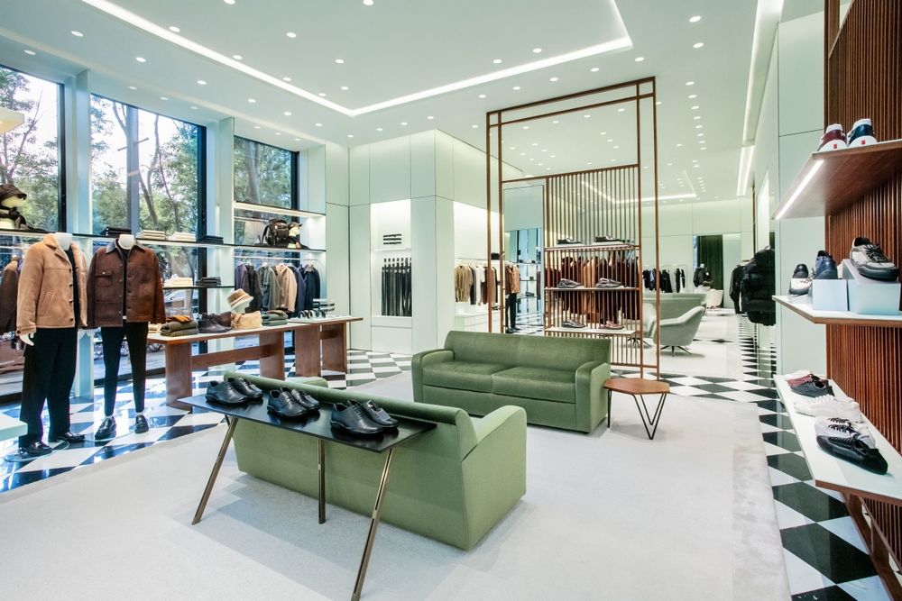 ENGENE今天好幸福！ENHYPEN降臨PRADA微風南山開幕活動！男神們邊走邊飯撒、太寵粉了！-13