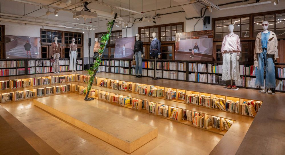 《愛情怎麼翻譯？》高允貞劇中超常穿這品牌！法國輕奢品牌SANDRO、投資一件能穿十年！-4