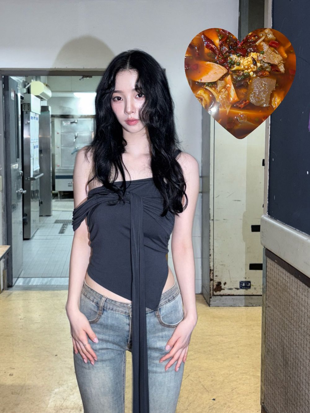 韓網票選6位最想擁有的KPOP女偶像身材！張員瑛漫畫身材完全不科學，中村一葉、Momo腹肌線條太漂亮！-5