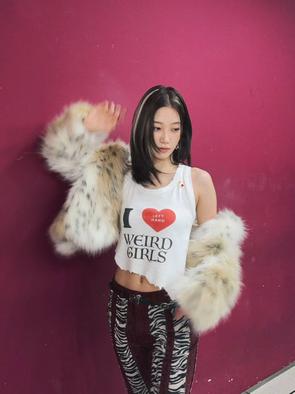 韓網票選6位最想擁有的KPOP女偶像身材！張員瑛漫畫身材完全不科學，中村一葉、Momo腹肌線條太漂亮！-7