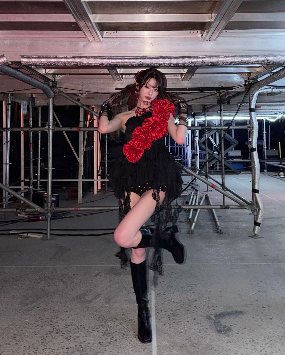 韓網票選6位最想擁有的KPOP女偶像身材！張員瑛漫畫身材完全不科學，中村一葉、Momo腹肌線條太漂亮！-8