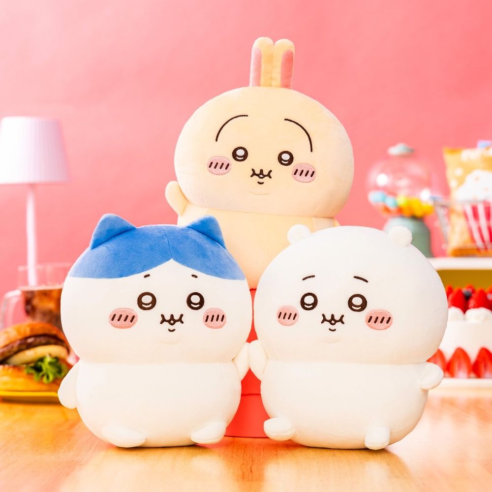 日本開賣「圓滾滾吉伊卡哇」玩偶周邊！「雙下巴烏薩奇、肥肚肚小八」根本剛從阿嬤家回來！-6