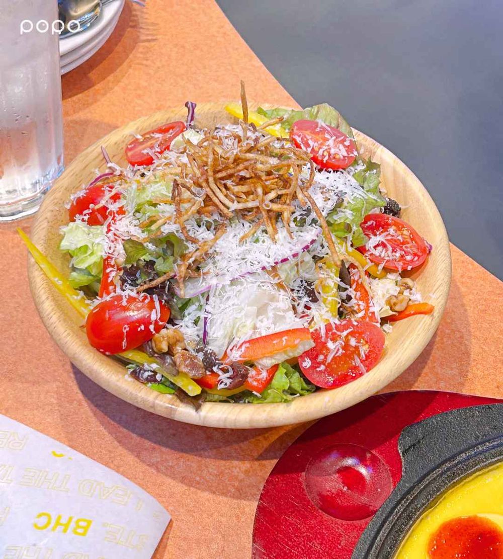 BHC炸雞信義ATT店來了！限定必點「炸雞拼盤、玉米起司辛奇煎餅、星星魚薯條」推薦菜單一次看！-4