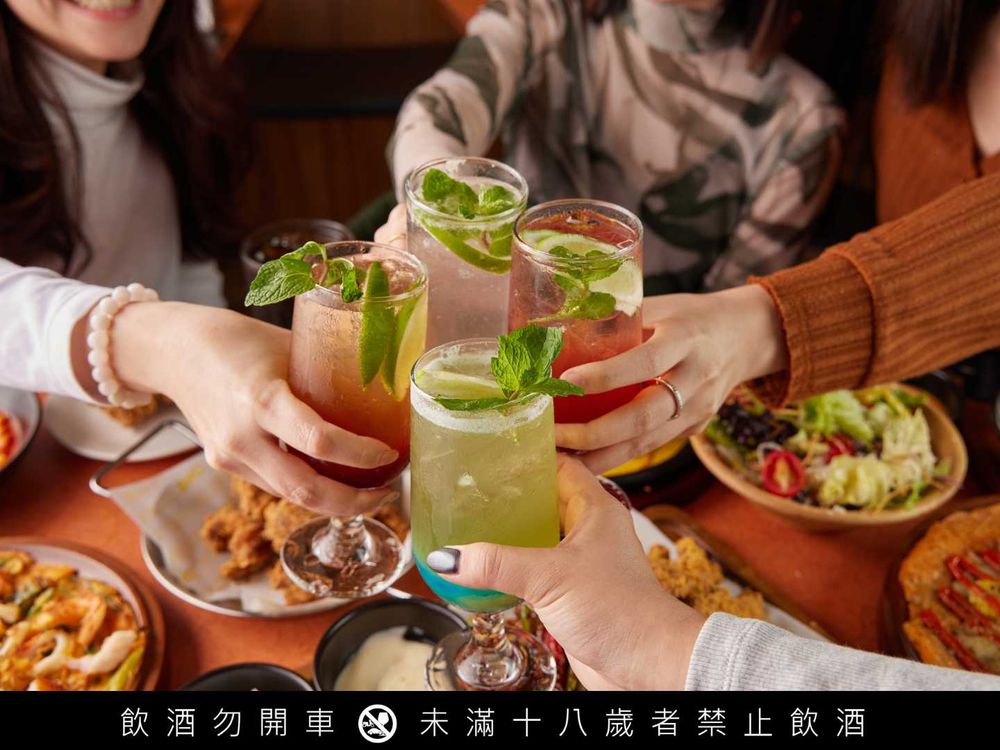 BHC炸雞信義ATT店來了！限定必點「炸雞拼盤、玉米起司辛奇煎餅、星星魚薯條」推薦菜單一次看！-15