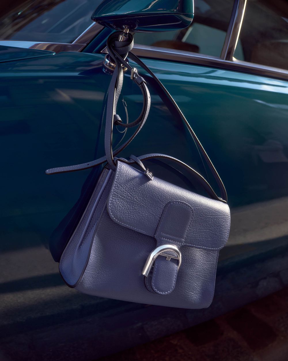 孔曉振45歲這狀態也太好了吧！現身豪門愛牌Delvaux活動「漫畫腿、鬆弛感美包」全網熱議！-5