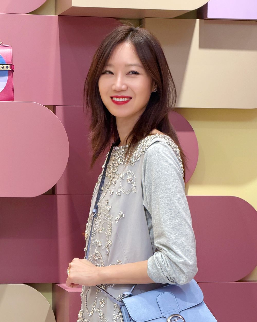 孔曉振45歲這狀態也太好了吧！現身豪門愛牌Delvaux活動「漫畫腿、鬆弛感美包」全網熱議！-8