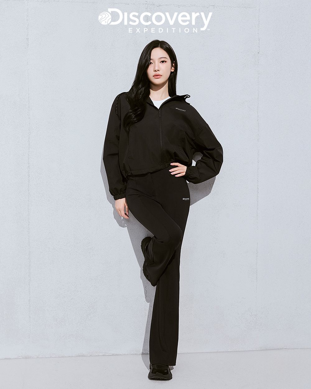 恭喜Ningning寧寧解鎖新代言！Discovery官宣形象照「直角肩、水蛇腰」人間AI身材超不科學！-3