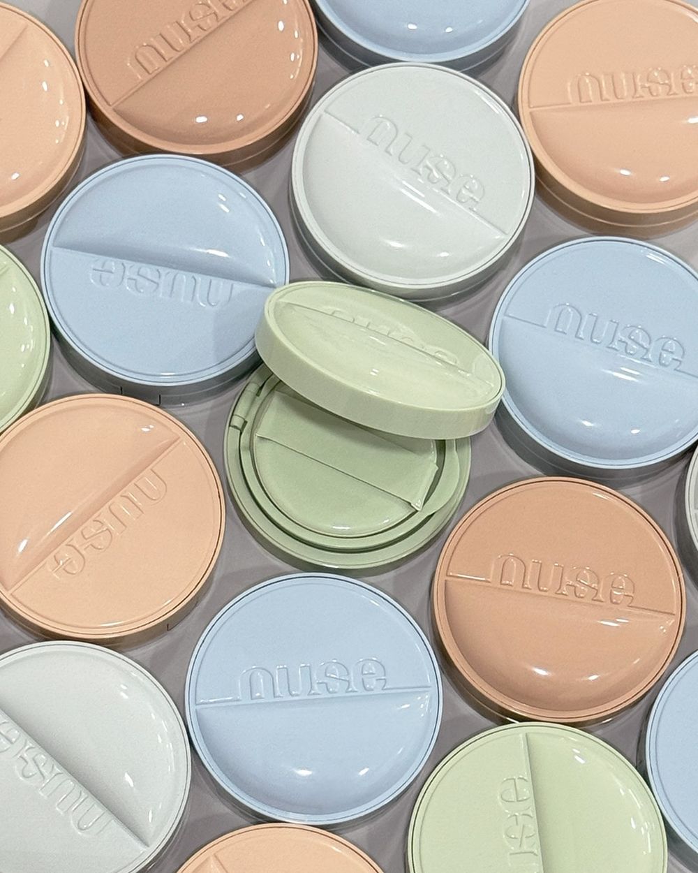 2026早春韓國彩妝新品推薦！NCT JENO同款糖葫蘆唇釉、RIIZE元彬＆將太郎愛用氣墊，李沅禧「裸色唇釉」將開賣！-7