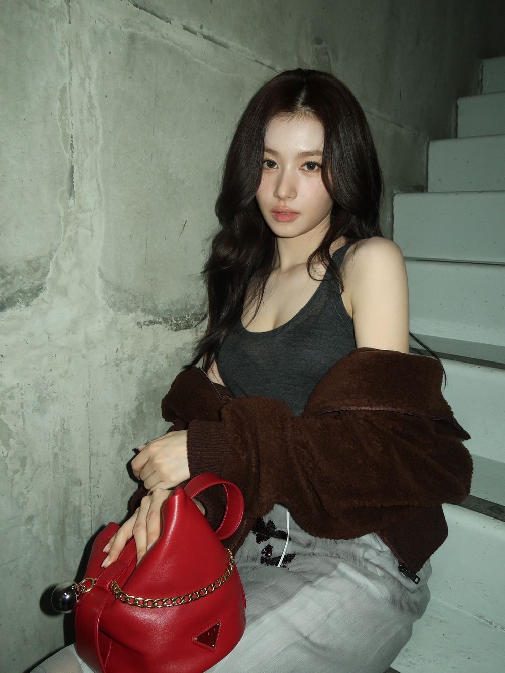 盤點6位瘦身後顏值逆襲的KPOP女偶像！Liz根本真人芭比，寧寧、智友美貌驚艷全網！-13