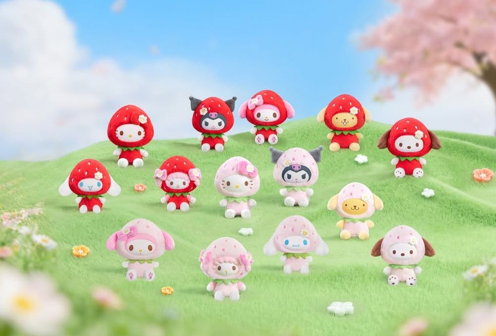 2026草莓季限定三麗鷗太可愛！超呆萌「草莓布丁狗絨毛吊飾、草莓Hello Kitty鑰匙圈」草莓控必買！-11