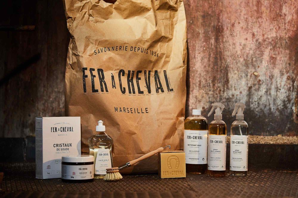 2026拜年伴手禮攻略！大掃除清潔必用碧歐馨＆法拉夏黑皂液、LUSH馬年香氛禮盒，面子、誠意都顧到，保證送到心坎裡！-2