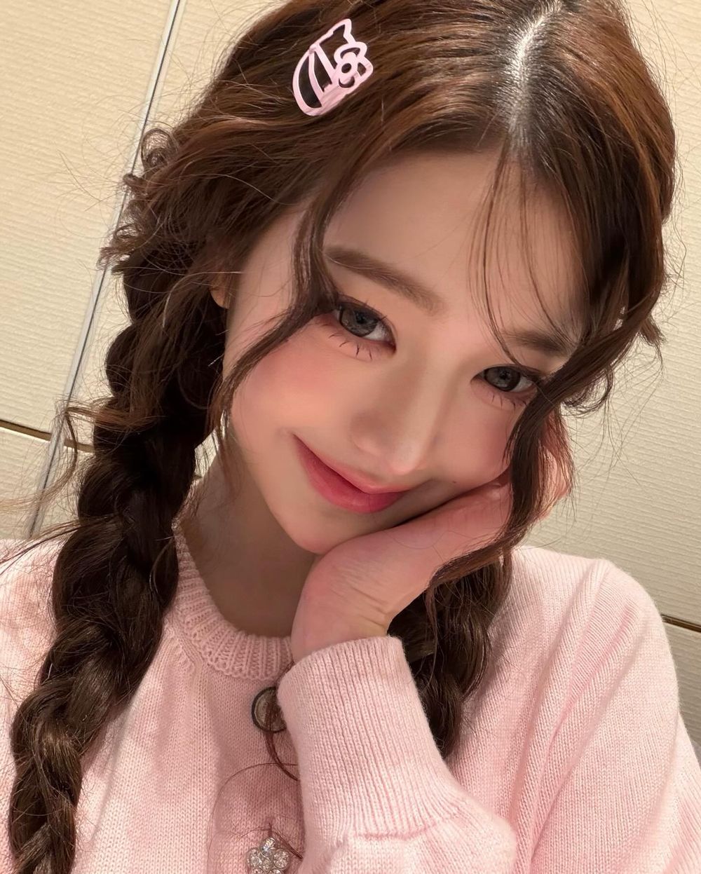 韓女臥蠶畫法又變了？！張員瑛同款純欲小貓電眼全靠AMUSE「這支」，一筆完成臥蠶、打亮、腮紅，雙眼有神又立體！-8