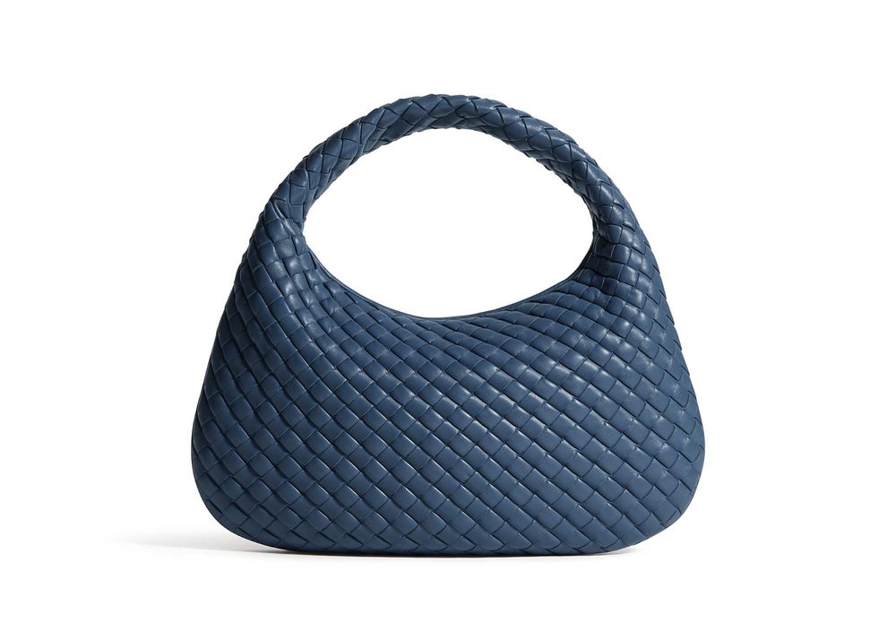 BV編織包重回王座！舒淇、文佳煐、MEOVV Sooin都指定這咖！4大尺寸值得珍藏一輩子！-11