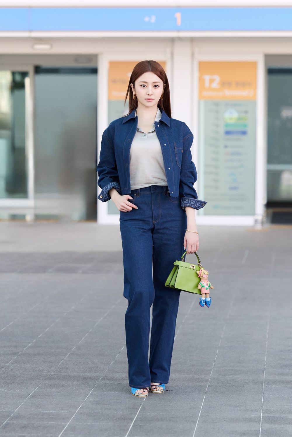 FENDI米蘭大秀已經太期待！SKZ方燦「牛仔學長風」現身機場、LE SSERAFIM允眞也出發了！-5