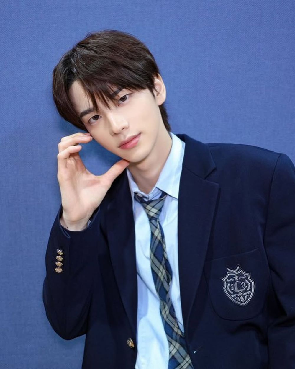 韓網票選最想一起上學的KPOP男偶像！明宰鉉風雲人物代表，韓維辰、元彬都是校園男神！-6