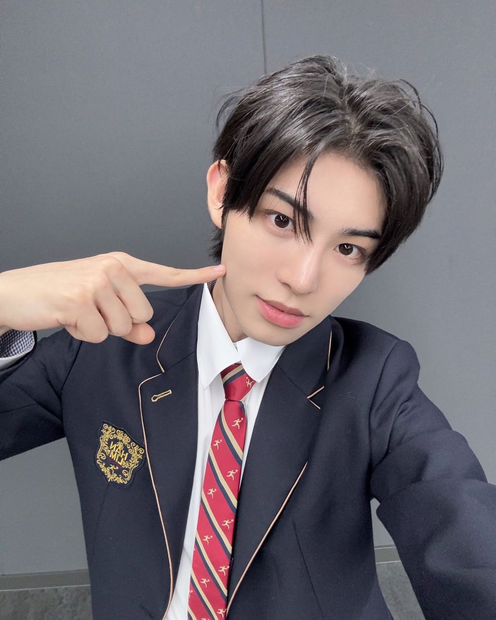 韓網票選最想一起上學的KPOP男偶像！明宰鉉風雲人物代表，韓維辰、元彬都是校園男神！-10