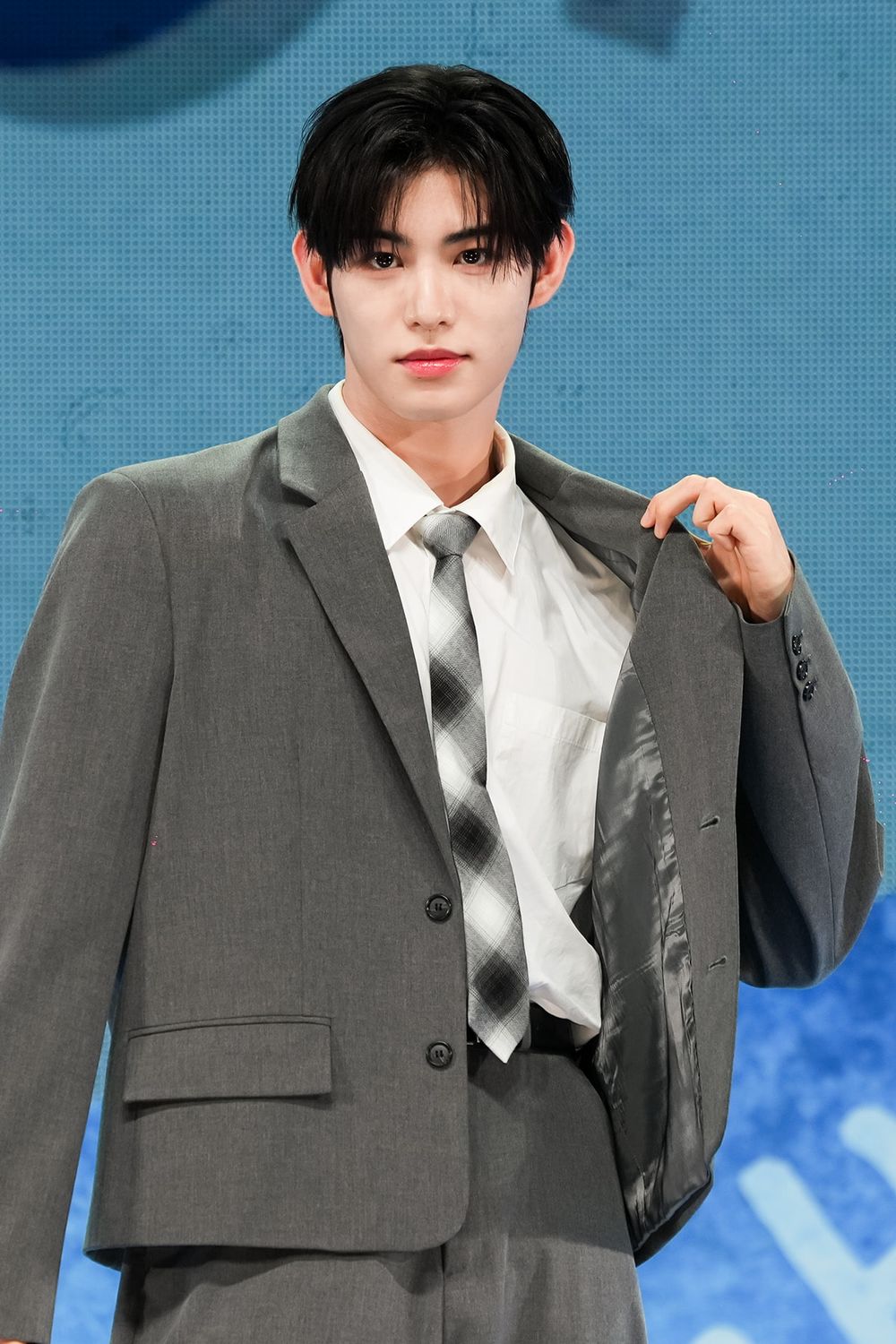 韓網票選最想一起上學的KPOP男偶像！明宰鉉風雲人物代表，韓維辰、元彬都是校園男神！-11