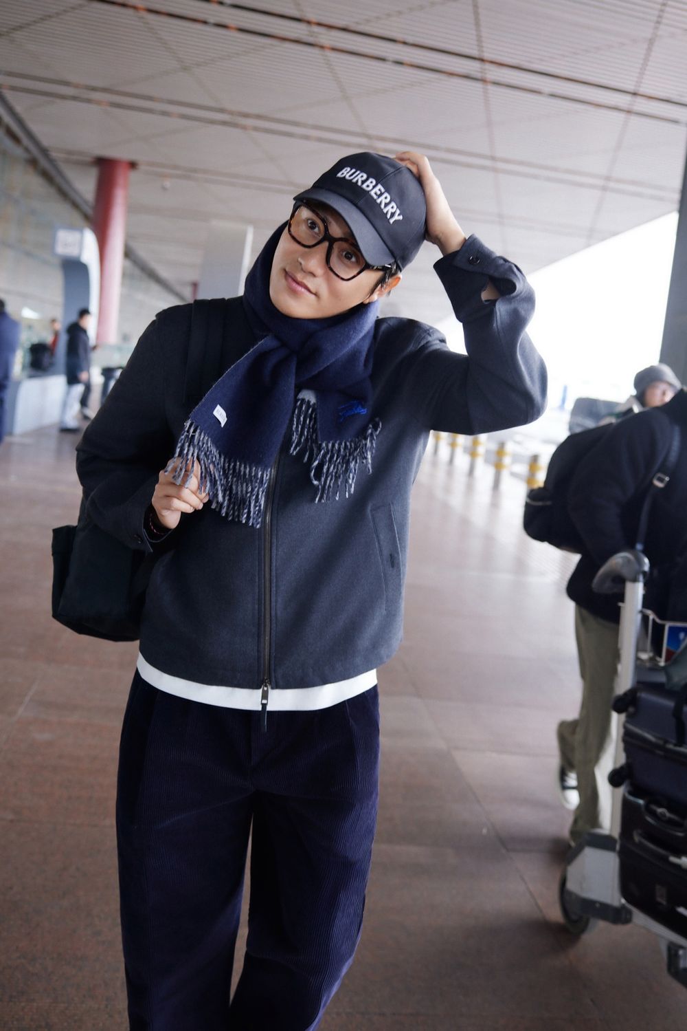 潤娥真的好適合BURBERRY！SKZ昇玟、泰星Bright、小S女兒也出發倫敦大秀了！-8