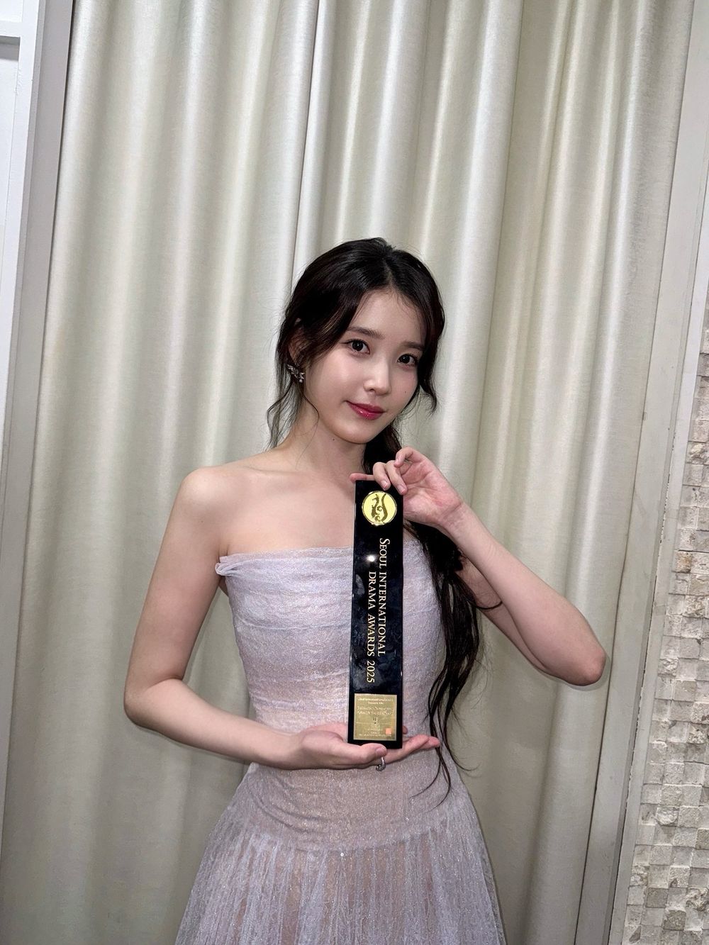 韓網評選7位演技最好的KPOP偶像！李俊昊逆襲成視帝，IU、朴志訓角色大突破-11