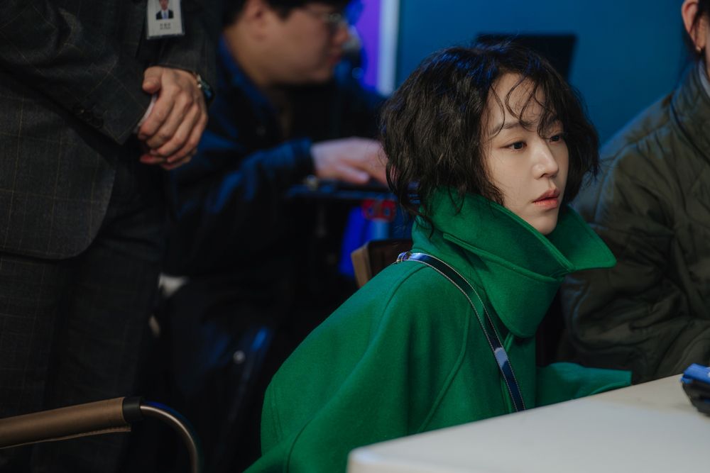 2026大黑馬神劇《莎拉的真偽人生》改編韓國真實案件！上流社會懸疑劇情、超富豪行頭也是大亮點！-6