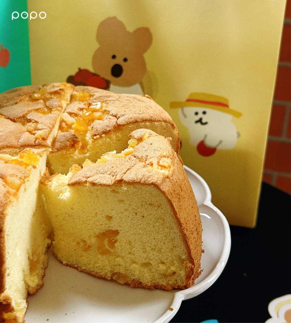 春上布丁蛋糕跟DINOTAENG聯名了！買限定蘋果蛋糕再送Q翻矮袋鼠提袋、滿額還能把貼紙帶回家！-12