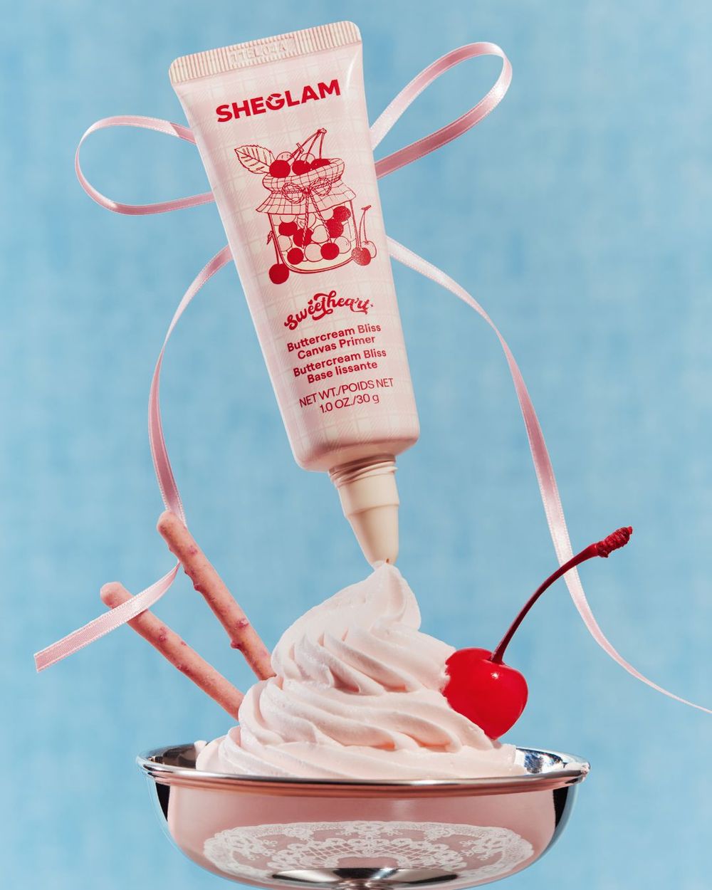 草莓甜點直接變妝容！SHEGLAM早春「草莓奶油甜點」彩妝夢幻登場，奶油飾底乳、草莓蛋糕腮紅霜、牛奶水可愛到犯規！-7