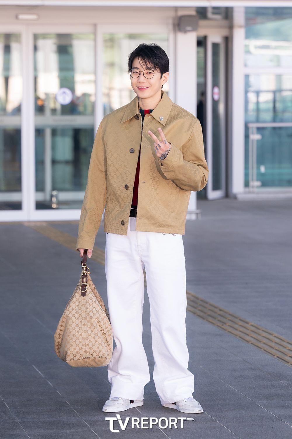 GUCCI家族出任務！SKZ李旻浩根本雕刻美男、韓媒都狂讚！aespa寧寧也被古馳搶走了？！-7