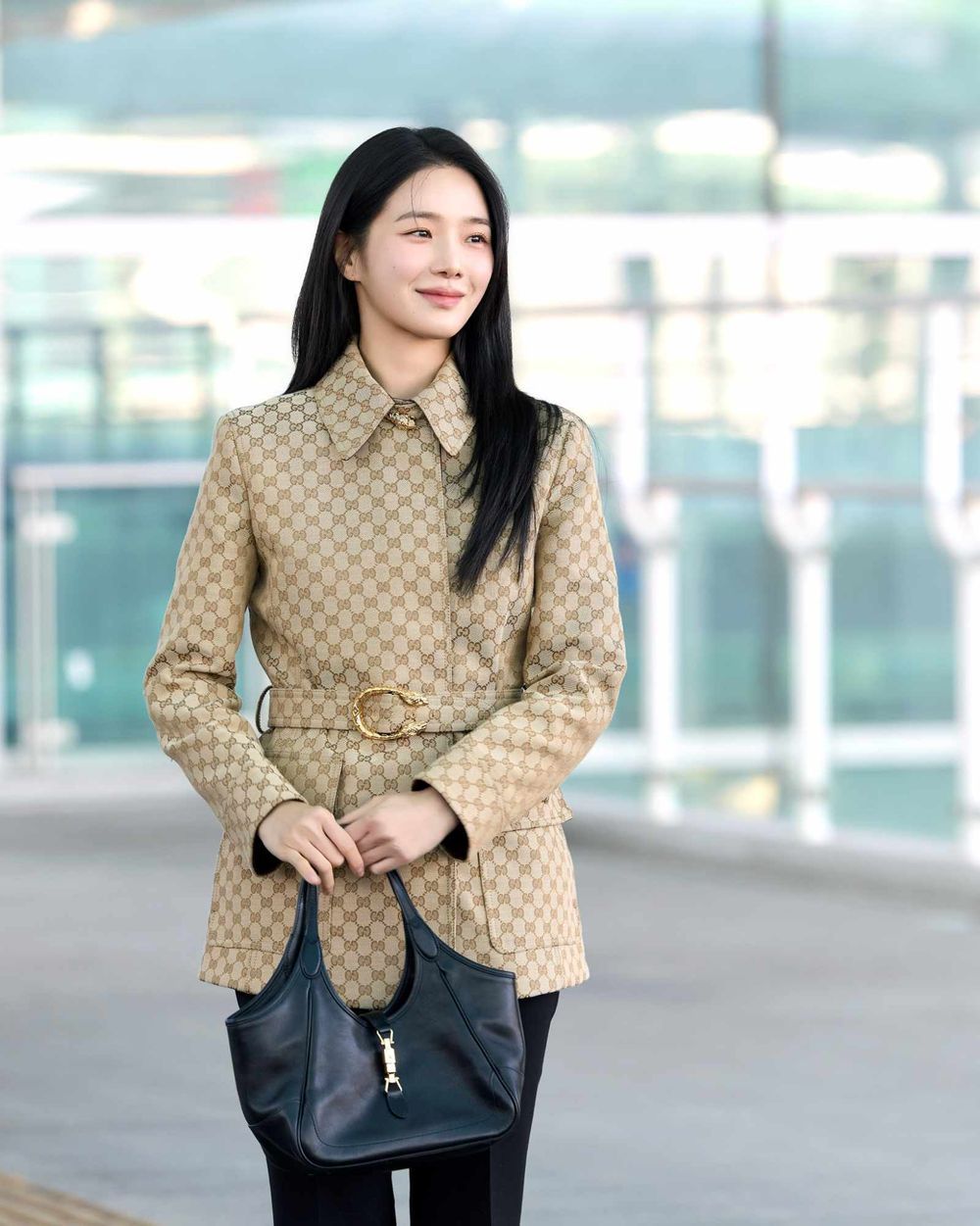 GUCCI家族出任務！SKZ李旻浩根本雕刻美男、韓媒都狂讚！aespa寧寧也被古馳搶走了？！-4