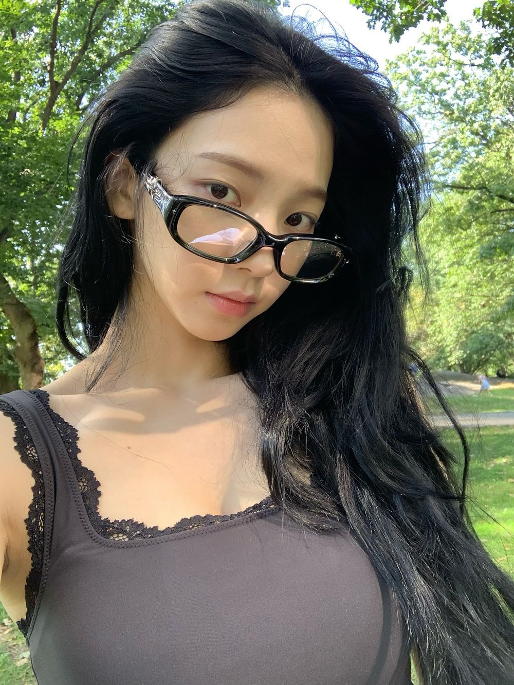 韓女默默不說、秋冬水光肌養成術！換季必看三個有感急救保濕法，加碼開架/專櫃人氣精華水推薦！-2