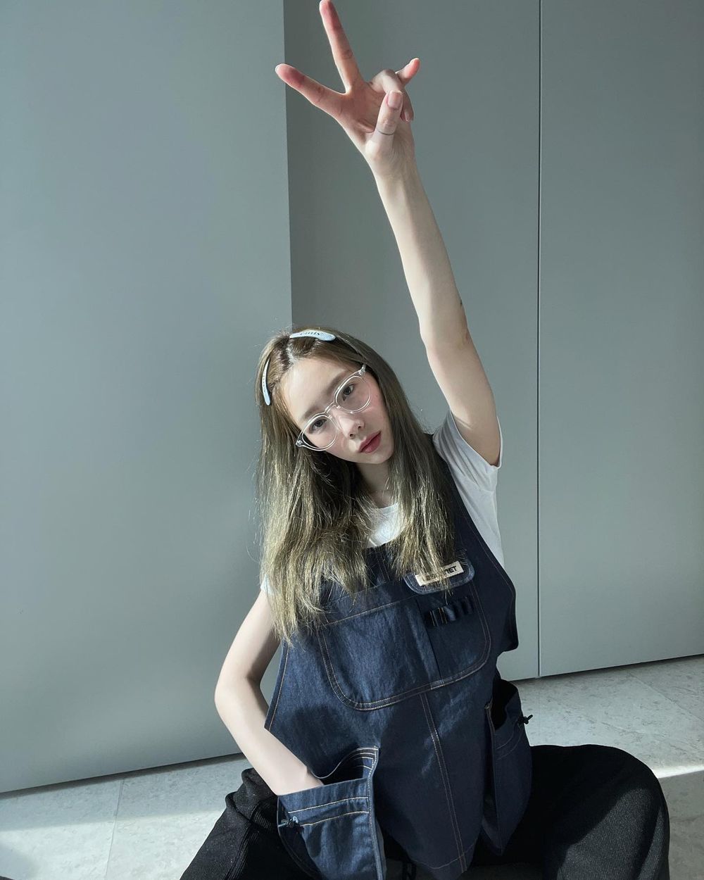 網評6位宅到出名的「棉被精靈」KPOP女偶像！Jisoo、IU不愛出門，宮脇咲良只想在家打電動！-2