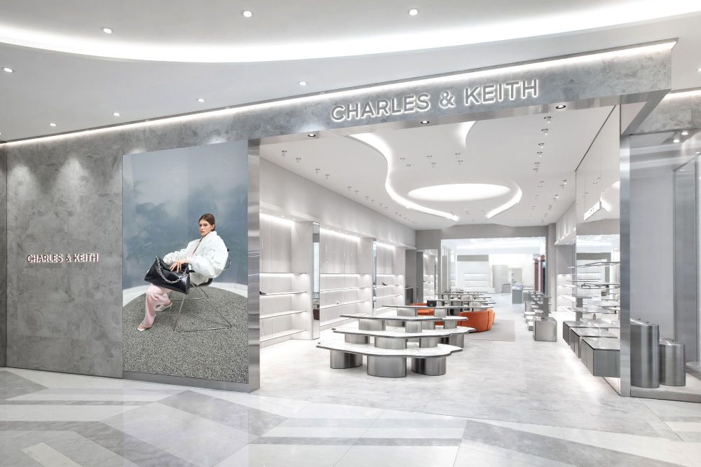 CHARLES & KEITH秋冬上新必買爆品Top8！超夯托特包悄悄補貨、兩穿長靴韓妞人腳一雙！-18