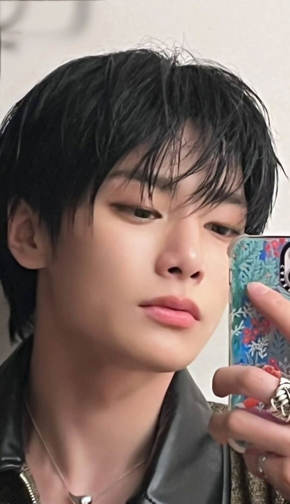 女生票選最想要！2025六款「精品聖誕項鍊」推薦！Felix聯名LV、MIU MIU小愛心超可愛！-3