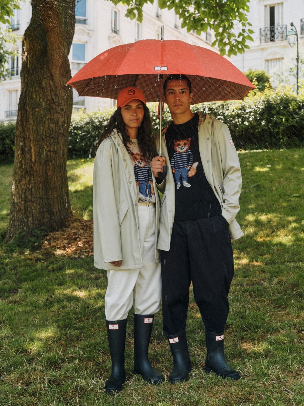 下雨好需要！Maison Kitsuné小狐狸「Hunter聯名」這雙根本最美雨靴天花板！-10