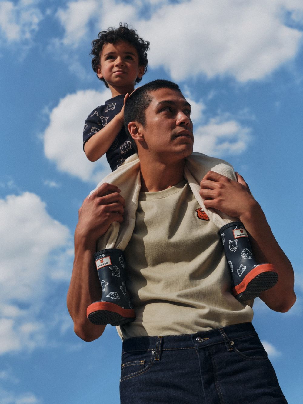 下雨好需要！Maison Kitsuné小狐狸「Hunter聯名」這雙根本最美雨靴天花板！-8