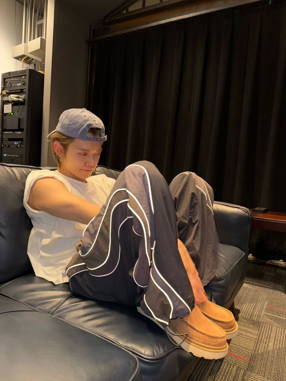 最會穿UGG的男人來了！TXT然竣代言照「腿長109公分」超狂比例看不膩！老公同款已經缺貨？！-7